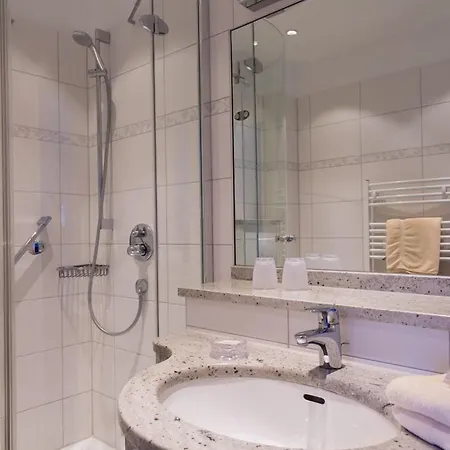 Christiansen 3* דוהנן