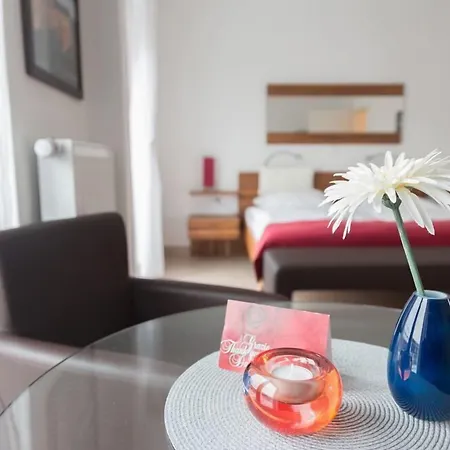 Christiansen מלון