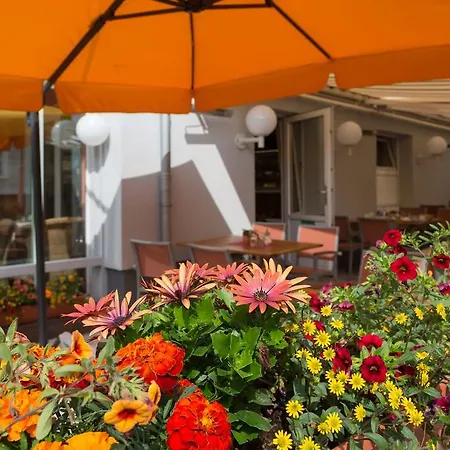 Christiansen 3* דוהנן